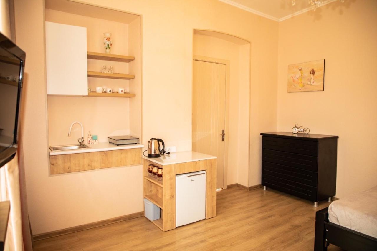Natali Hotel Tbilisi ภายนอก รูปภาพ