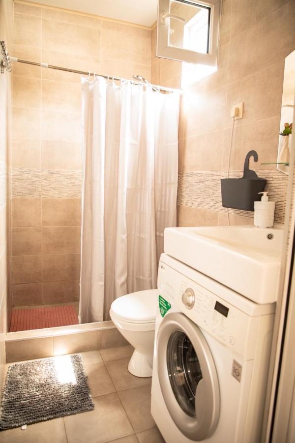 Natali Hotel Tbilisi ภายนอก รูปภาพ